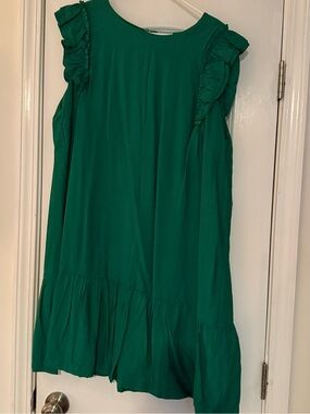 CeCe Emerald Green Ruffle Sleeve Casual Dress